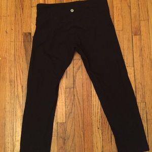 Black Cropped Lululemon Leggings
